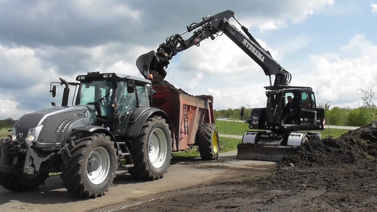 Roossink spreading green waste