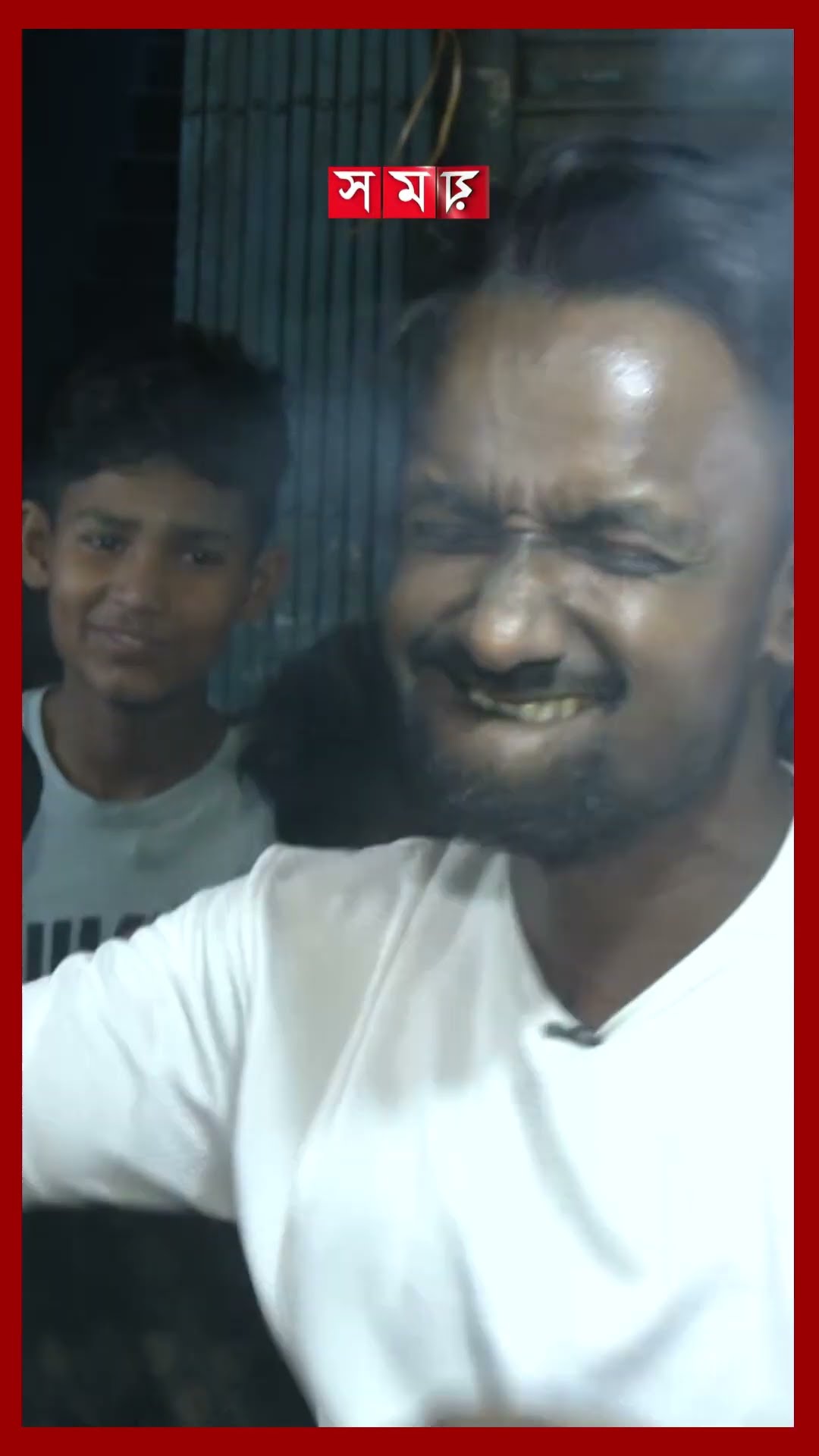 চীনে চাওমিন বানানো শিখে বাংলাদেশি যুবকের বাজিমাত #streetfood #chowmein #noodles #somoytv #shorts