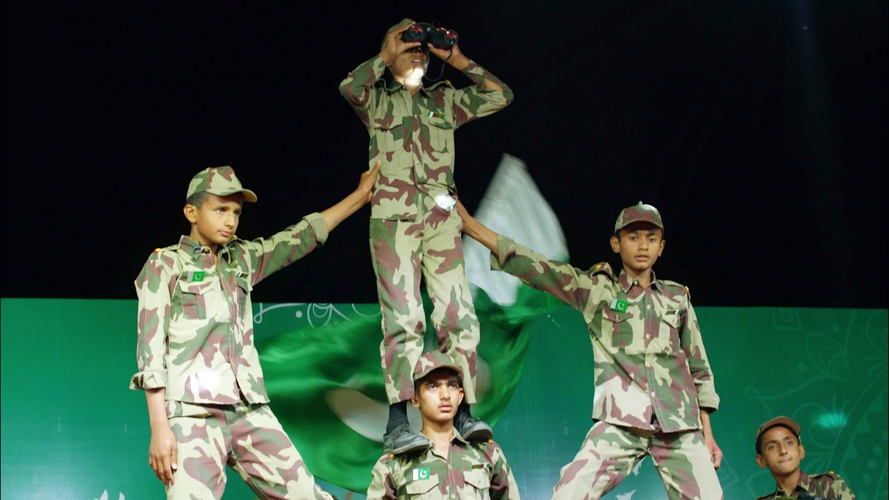 Jamia Farooqia Kharian | Army Act Performance by Jamia Students
