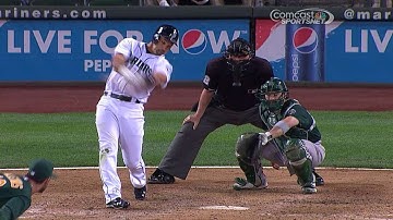 Ibanez ties the game with a three-run shot