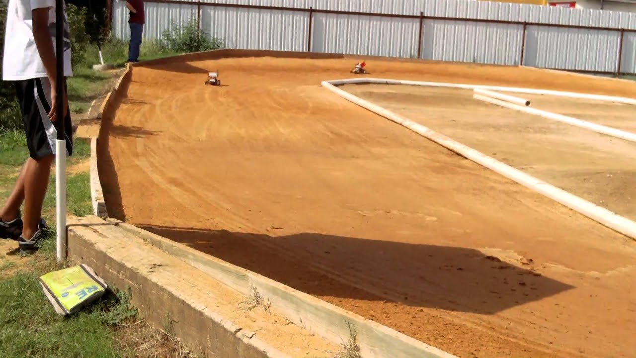 Losi Sprint Car Killeen Hobby Center.AVI - YouTube