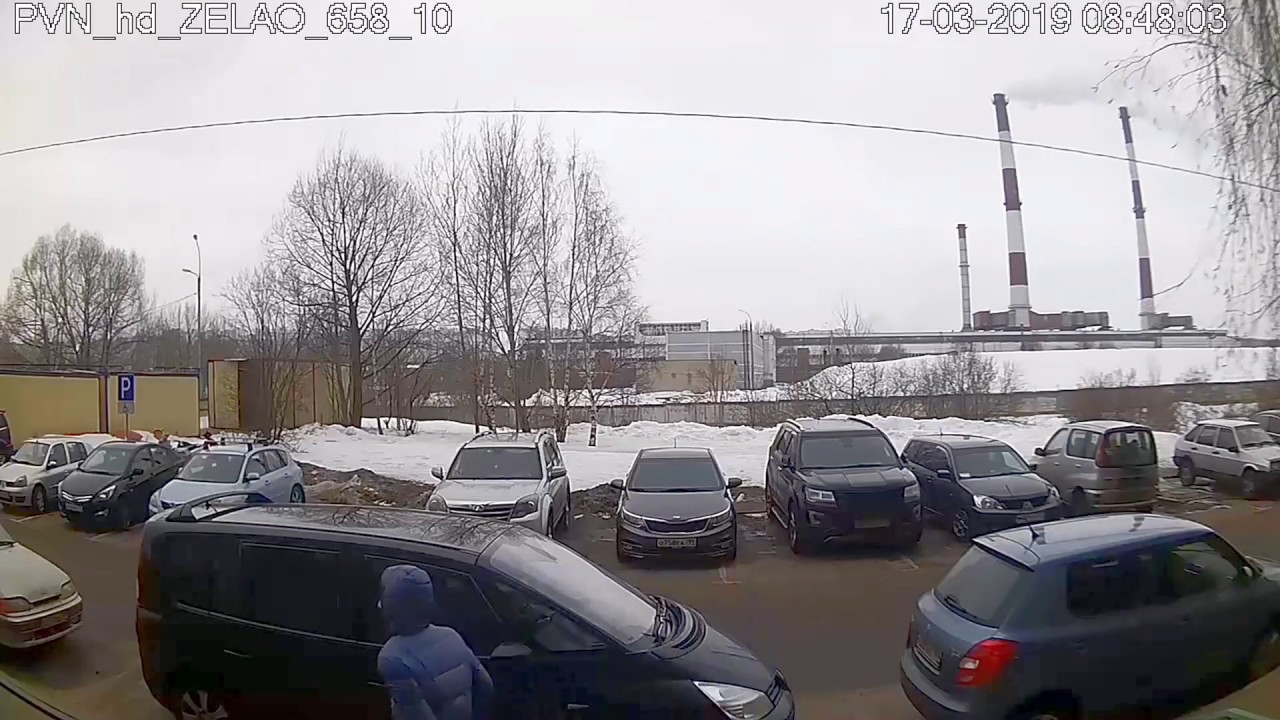 Разбил машину битой Разбил машину битой