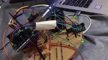 Small mobile robot control with MATLAB Simulink (Arduino hardware)