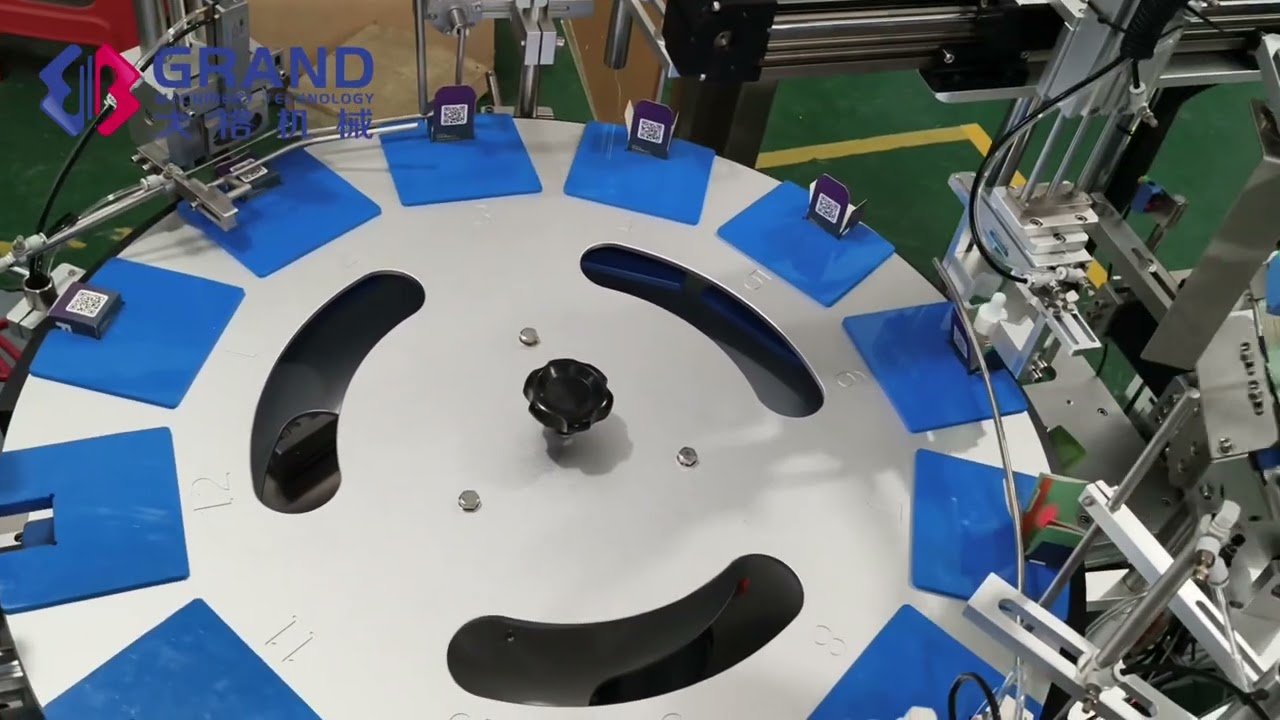 Automatic cartoning machine for bottle