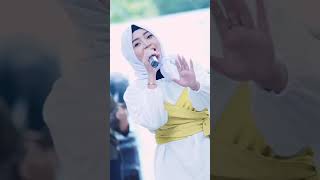 Download Lagu SAJADAH PANJANG//ICHA KISWARA PALING JOOS !!#dangdutviral#kasidahmodern#shorts#viralshorts MP3
