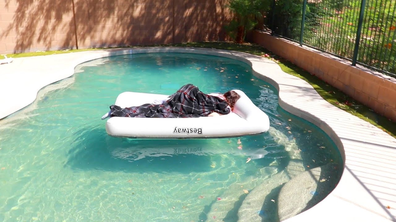 Ameerah Woke Up In The Pool Prank Wars You Ameerah Woke Up In The Pool Prank Wars