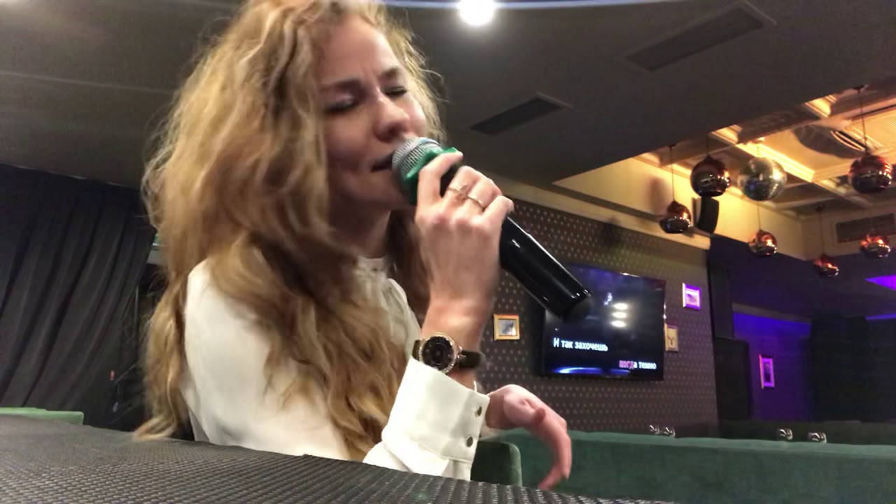 А.ПУГАЧЕВА-«НЕ ОТРЕКАЮТСЯ ЛЮБЯ»( кавер С.КОМПАНЕЙСКАЯ) - YouTube