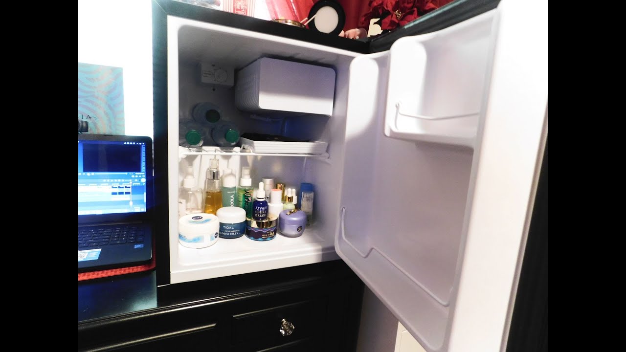 Hisense Mini Compact Refrigerator 