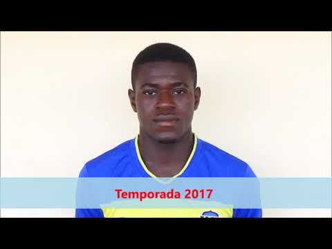 Jugadores con proyección de la Escuela de Fútbol Base AFA Angola-2. Enoqui