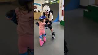 Учимся кататься на роликах всей семьей