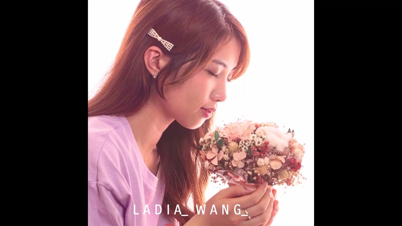 Regardez 王立婷Ladia-【星痕】Astrobleme | Office Lyrics MV sur YouTube Regardez 王立婷Ladia-【星痕】Astrobleme | Office Lyrics MV sur YouTube