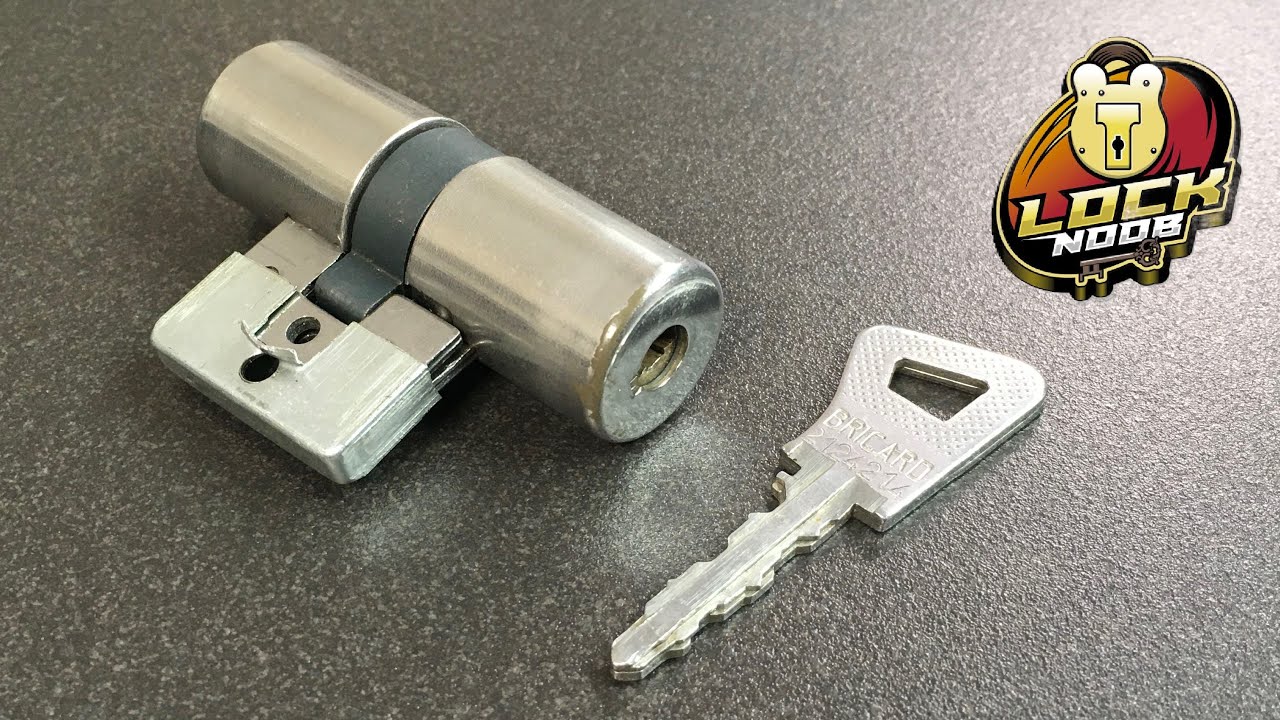 Bricard Bloctout Gutted (and plastic too, apparently)