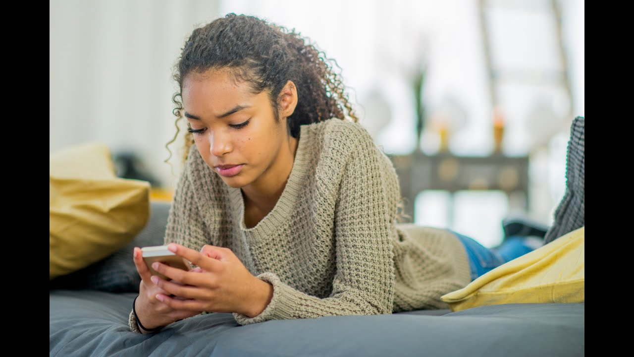 A quarter of teens are now sexting  here's why researchers say that's pretty normal