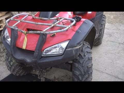 Vídeo: On és el número de sèrie d'un quad Honda?