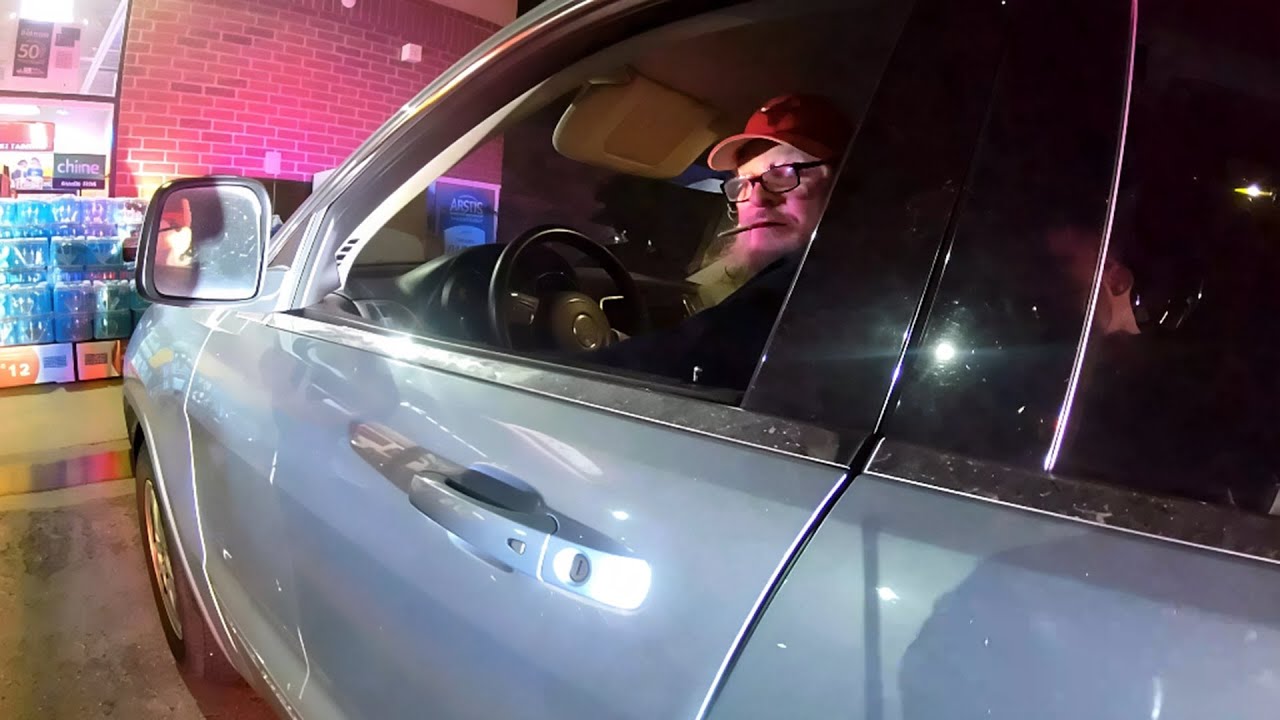 Simple Traffic Stop Turns Into a Nightmare Over a Cigarett - YouTube