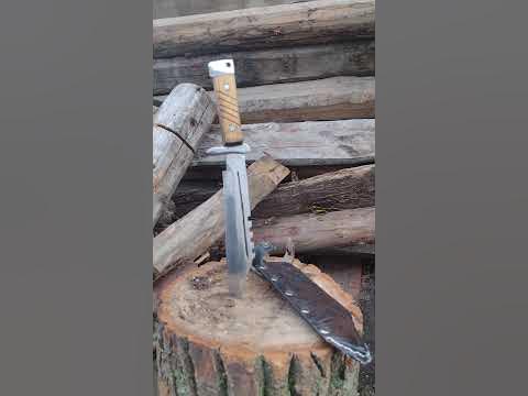 Нож Джона Рэмбо из рессоры - YouTube
