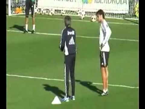 Jose Mourinho a Pedro Leon : "Que falta de respeto" 12-10-2010