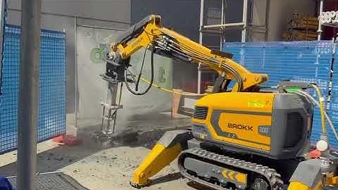 Brokk 200, UHP Trailer Pump and Lance Setup