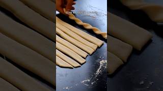 How To Make Breadsticks With Flour.