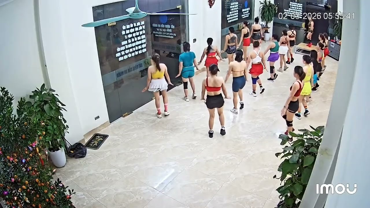 Tuần mới vui vẻ, hiệu quả và tràn đầy năng lượng tích cực của chị em Clb Aerobic Bđs An Nhiên!