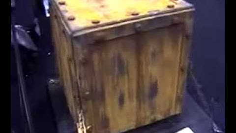 HAUNTEDPROPS.COM BEAST IN THE BOX ANIMATRONIC