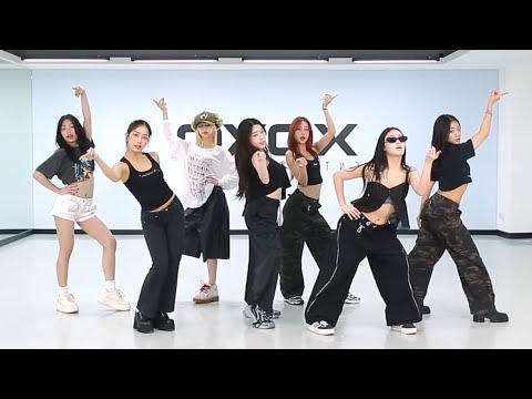 4EVE : 𝙂𝙞𝙧𝙡𝙨 𝙇𝙞𝙠𝙚 𝙈𝙚 | Mirrored Dance Practice [4K]