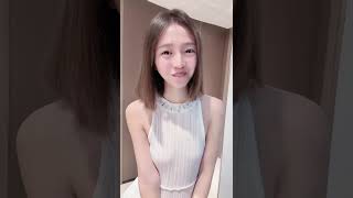 Late-night streamer eats too much and starts burping, hilariously begs for mercy! High-energy sid...