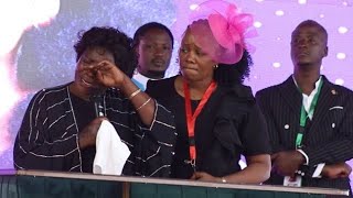 ROSE MUHANDO GETS EMOTIONAL WHILE DELIVERING HER TRIBUTE TO BETTY BAYO AT BURIAL!