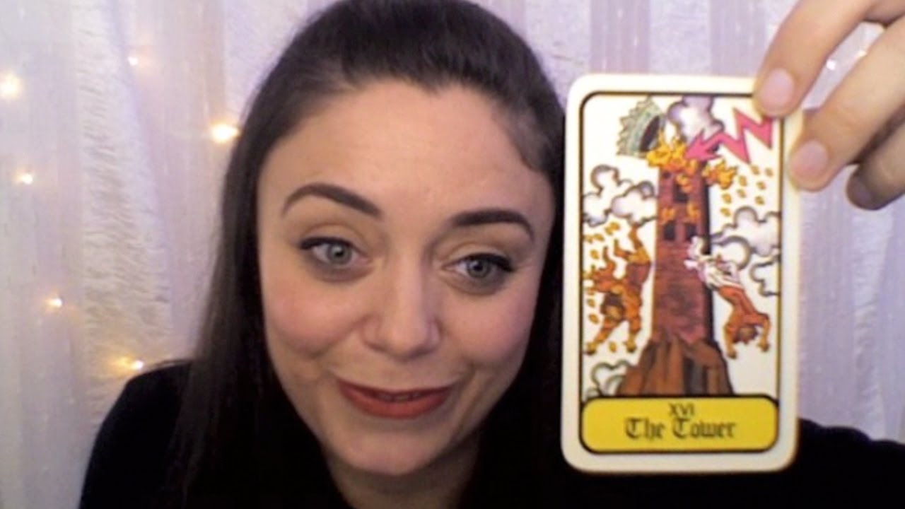 Pisces January 2017 - KEEP YOUR TRIBE CLOSE AND STAY CENTERED FOR BIG CHANGES