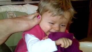 Baby Is Laughing At My Feet.3GP Baby Is Laughing At My Feet.3GP