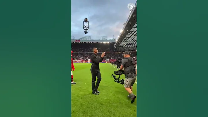 Casemiro』s First Steps On The Old Trafford Pitch 👣🏟 - 天天要聞