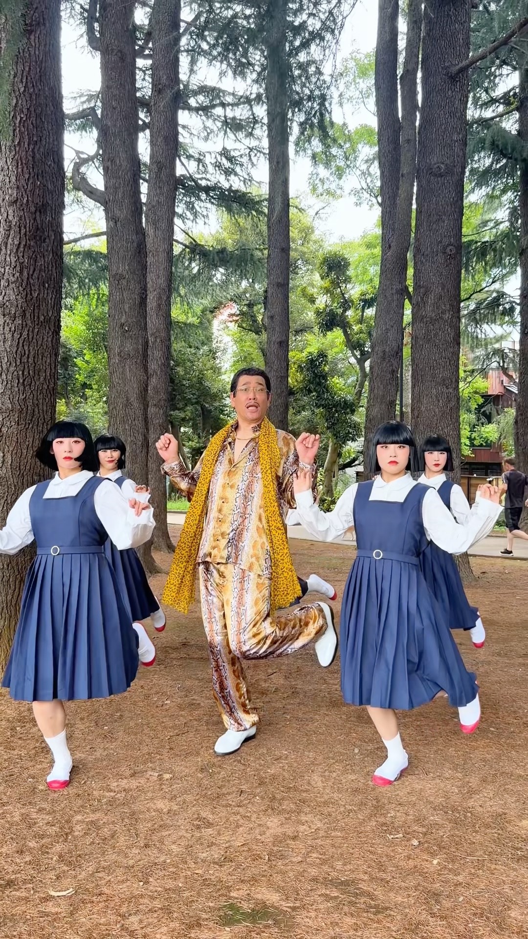 PIKOTAROピコ太郎OFFICIAL CHANNEL - YouTube