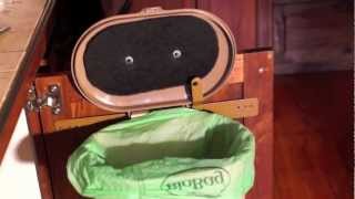 Kitchen Compost Caddy