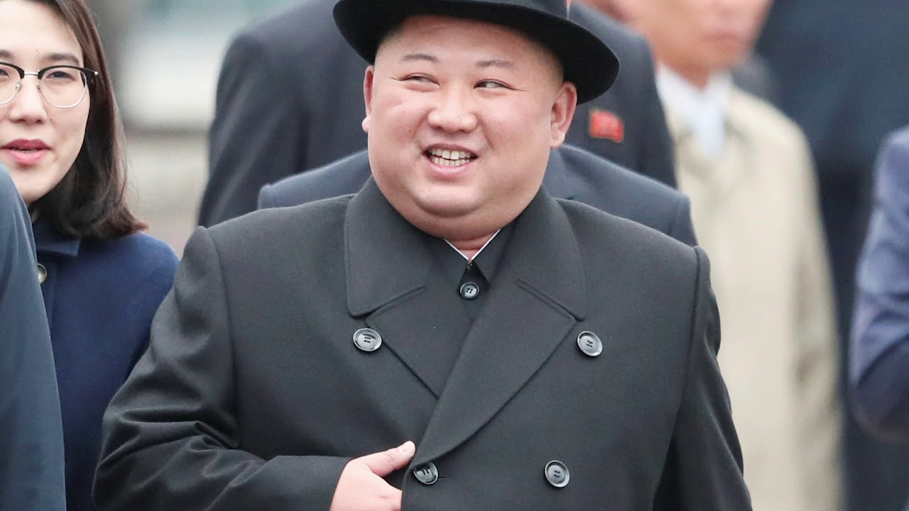 历史、政论、时评 34-金三胖命悬一线?脱北者道破真伪!10分钟了解鑫胖三代家史,及其迷之奢侈? - YouTube
