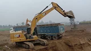 15 feet deep mitti loading karte huye cat 330 excavator | cat 330gc working in India road project