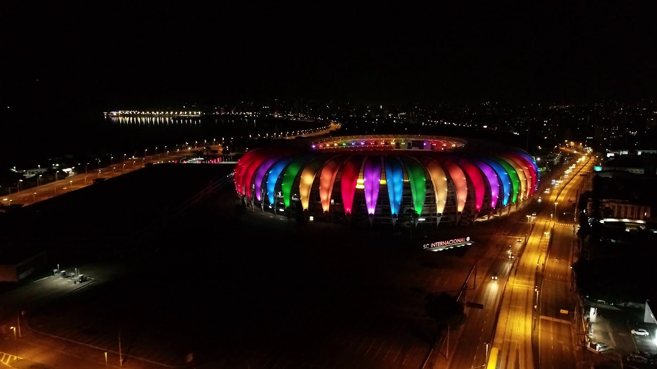 Cidade do Rio se cobre com as cores do arco-íris para festejar o Dia  Internacional do Orgulho LGBTQIAP+ - Jornal O Globo