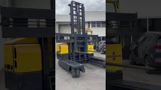 Baumann FOXX40 Side-Loader - Multi-Directional Forklif