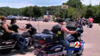 Gunshots heard after protesters rally in Ocala over the Confederate flag