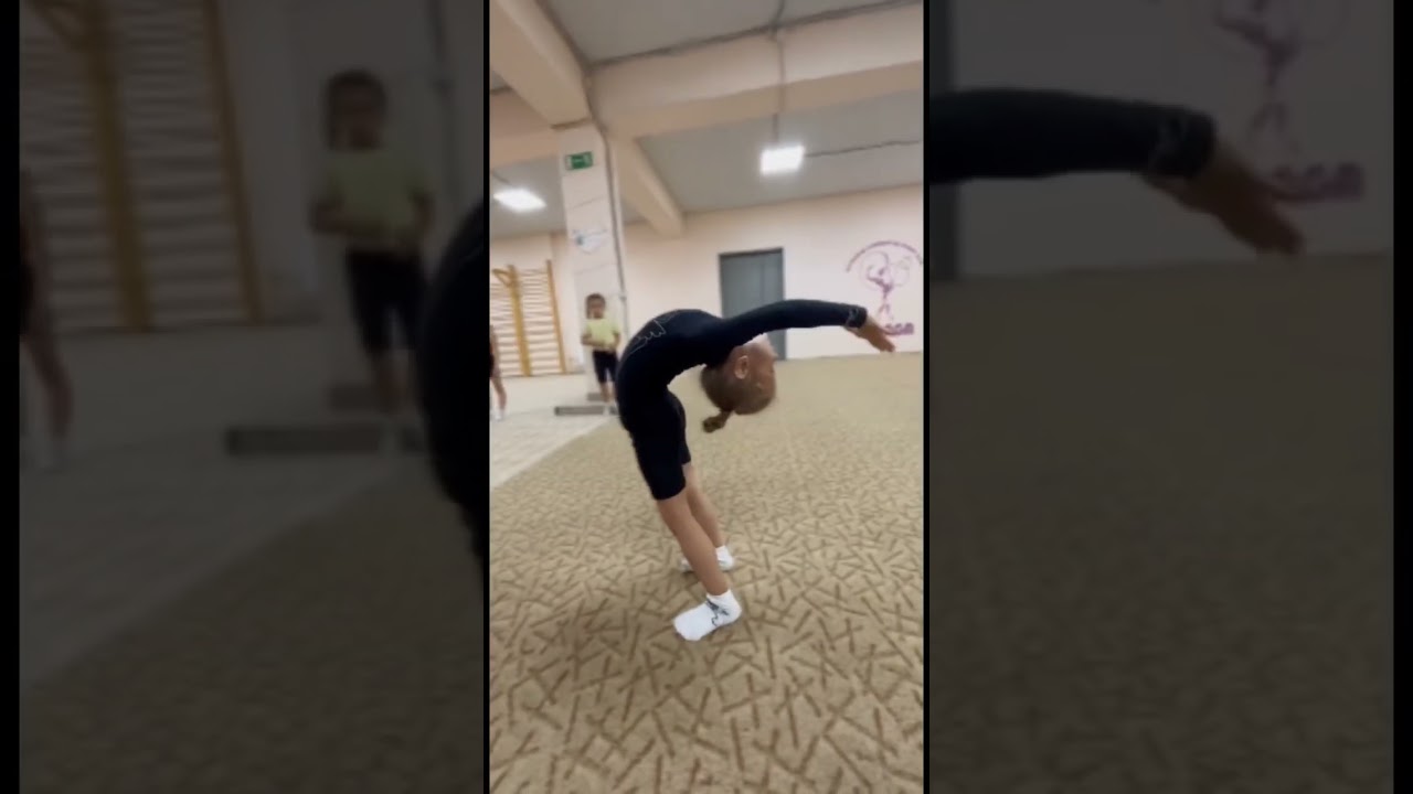 Научилась вставать на мостик из положения стоя 🔥