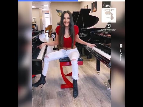 ულამაზესი ლოლას მიერ მოძღვნილი საოცრად შესრულებული აჭარული