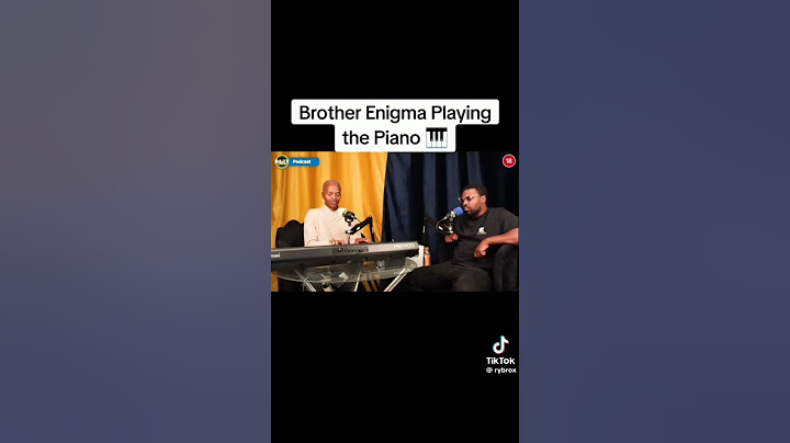 HE CAN PLAY A PIANO????