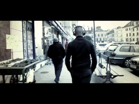 La Tête Haute Video
