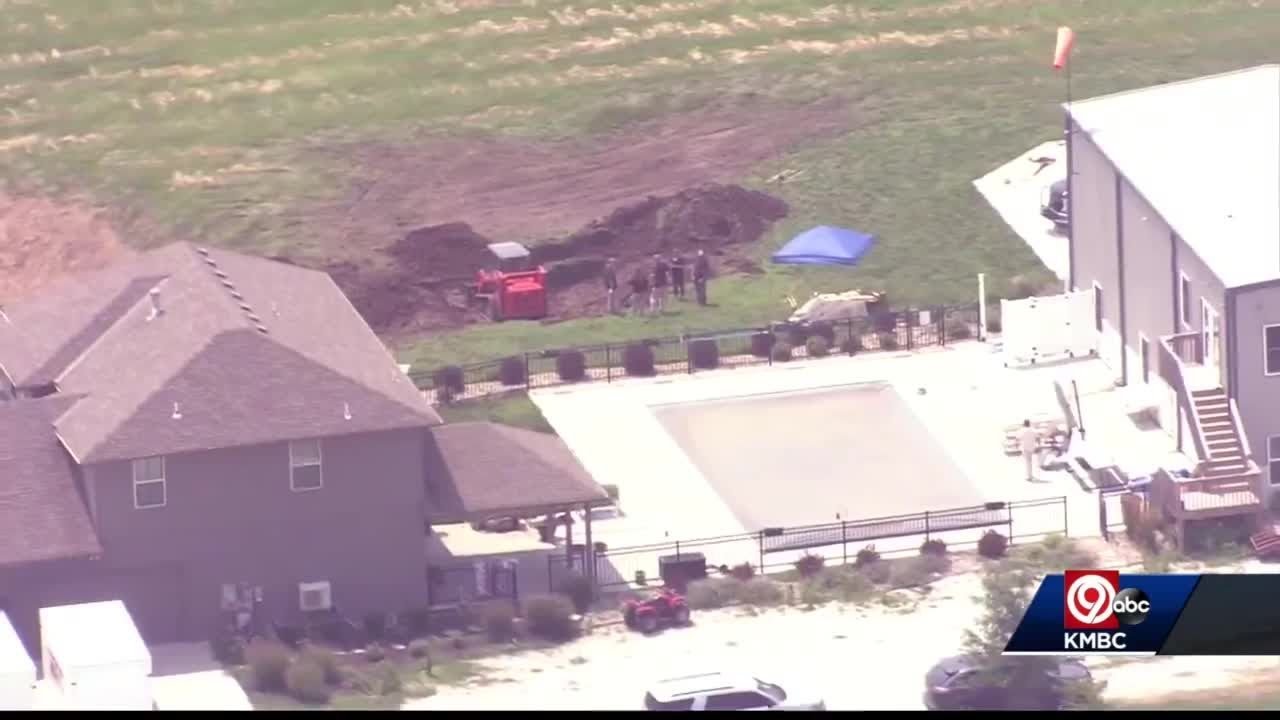 FBI digs at Grain Valley property where woman's remains found