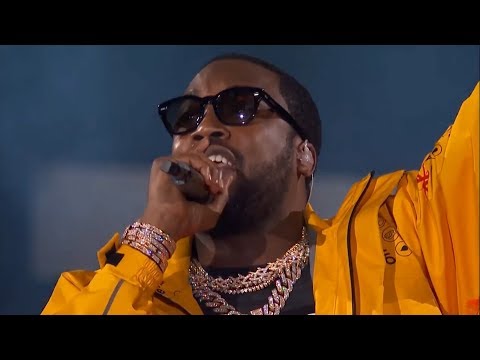 Meek Mill Performance at NBA All-Star Game Meek Mill Performance at NBA All-Star Game