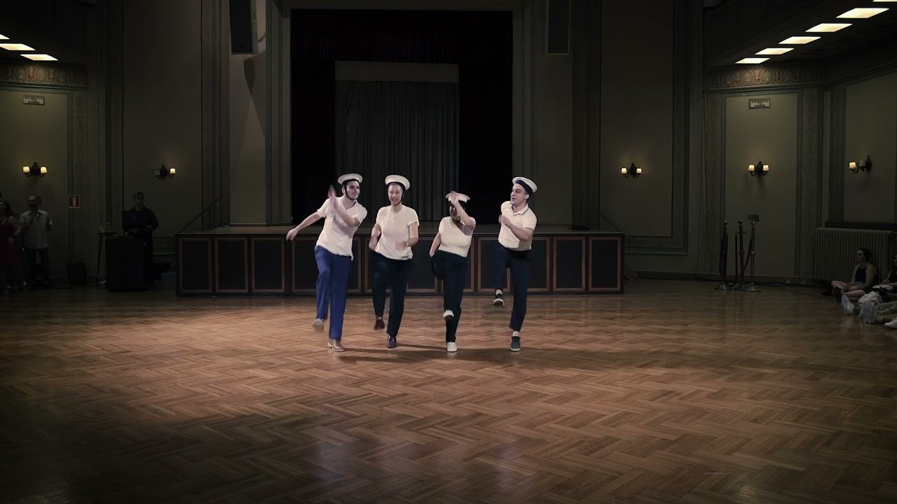 Rhythm Hoppers Graduation 2022: Fats Waller - Yacht Club Swing