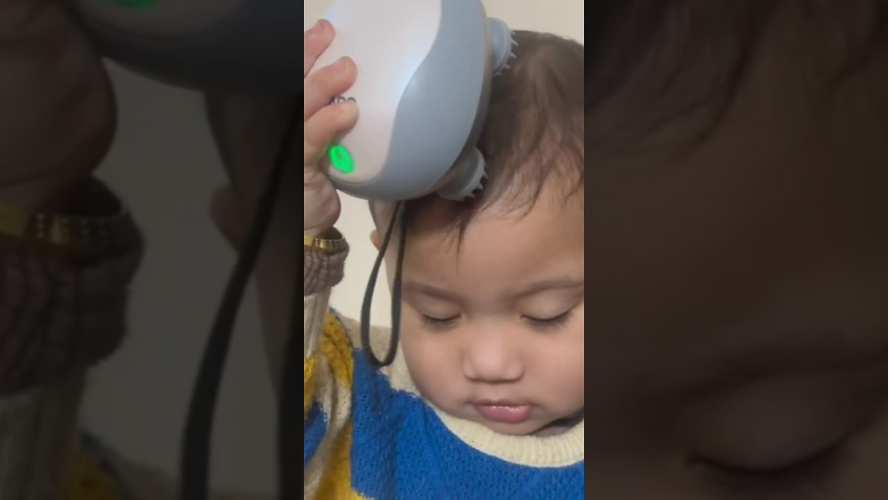 Kiyansh ko Head Massager Use Karna Pasand Hai 🤣 
