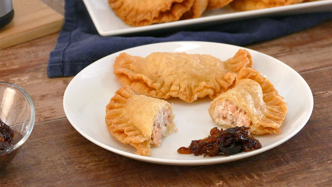 EMPANADILLAS de SALMÓN AHUMADO y QUESO 🥟 Un aperitivo fácil y delicioso para NAVIDAD- Cocinatis