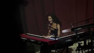 Olivia Dean-Slowly/I Could Be A Florist @ o2 SBE, 11th June 2025