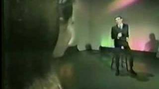 Miniatura de vídeo de "Gene Pitney - She's A Heartbreaker..w/ LYRICS"