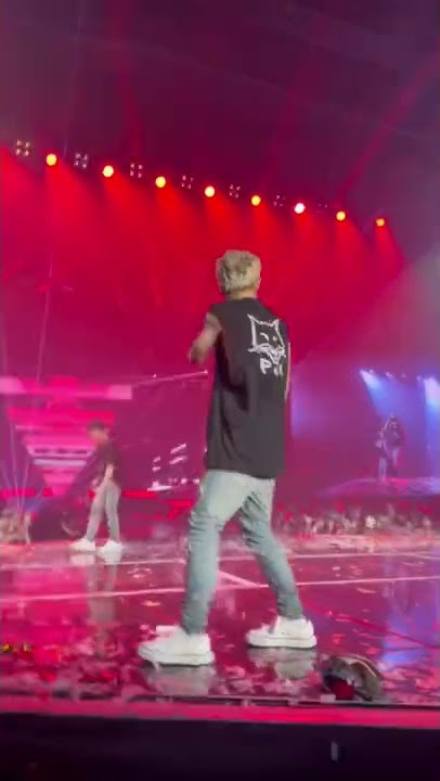 AIVD Fancam - Encore 1 - iKON Rhythm Ta - iKON Flashback Concert in Seoul 26.06.2022